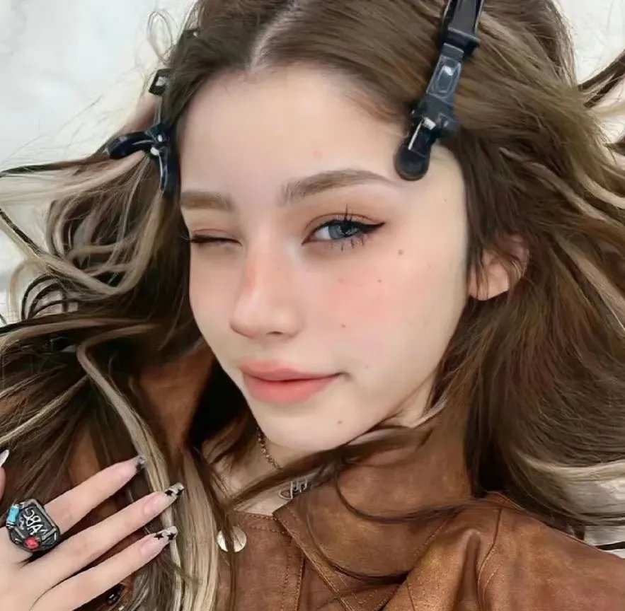 我的篡位替身